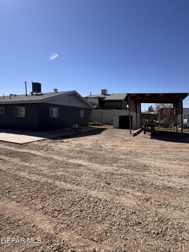 Building Photo - 743 Rodriguez Rd