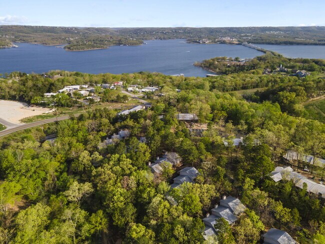 Building Photo - 225 Ozark Mountain Resort Dr