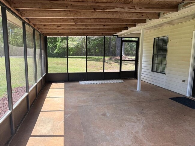 Building Photo - 215 Gardner Rd