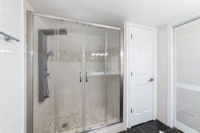 Building Photo - 5050 Ambassador Way