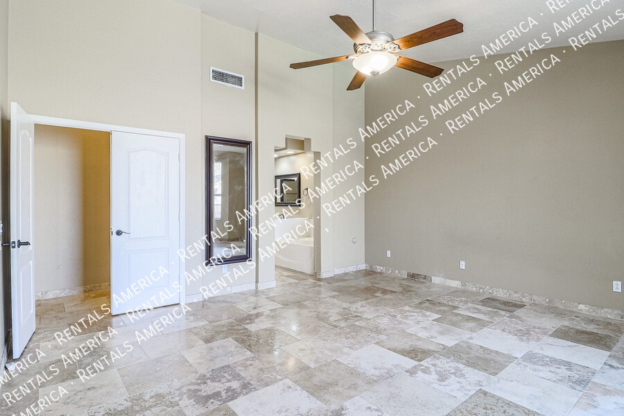 Building Photo - 20669 N 41st Ln