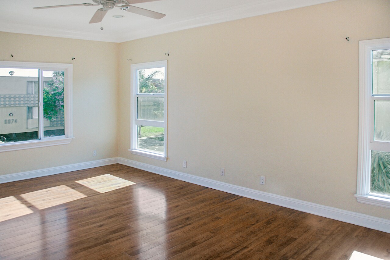 Building Photo - 6071 1/2 Pickford St