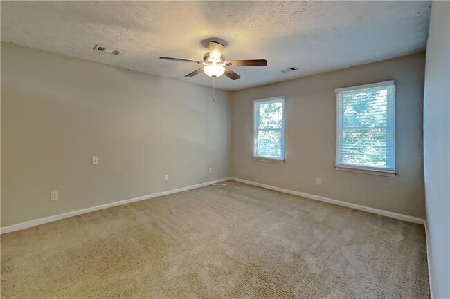 Building Photo - 3867 Buckland Dr SW