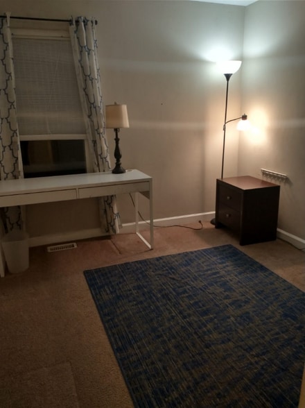 Building Photo - 5738 Rivermill Cir