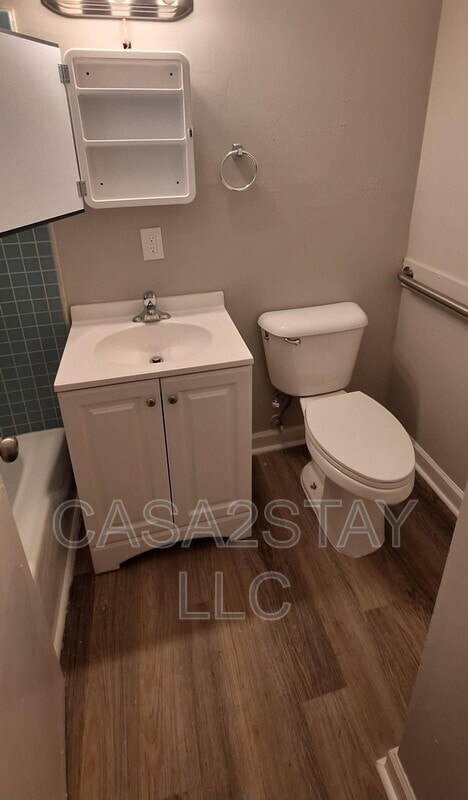 Building Photo - 2157 St Johns Pl