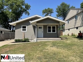 Building Photo - Three bed, one and a half bath home for rent