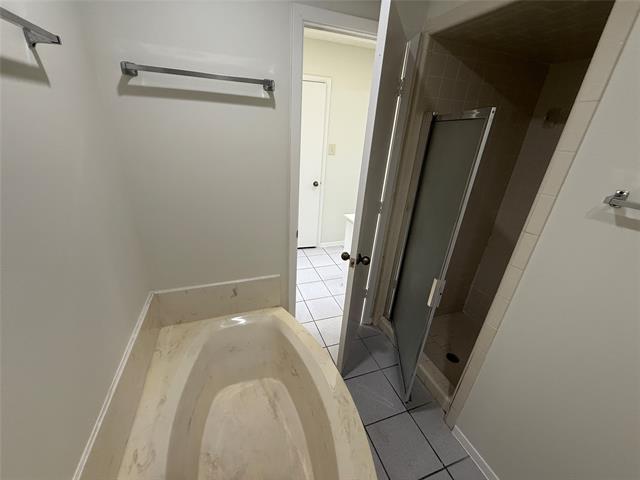 Building Photo - 5887 Westhaven Dr