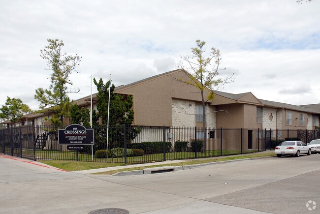 Primary Photo - Sterling Crossing