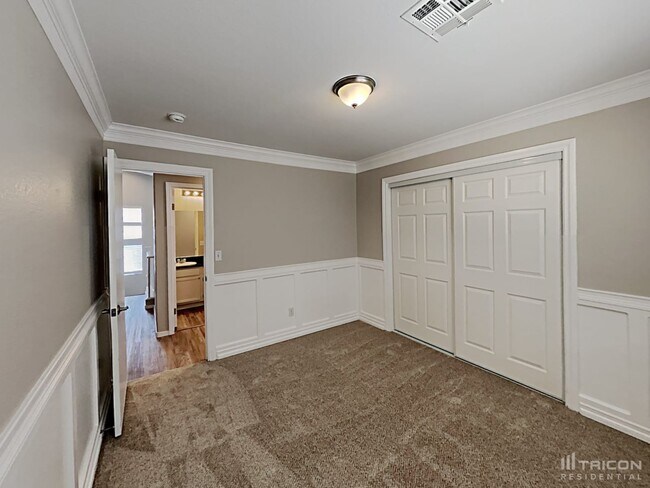 Building Photo - 6754 Cinnabar Coast Ln