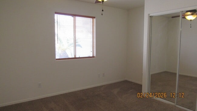 Building Photo - 3 Bedroom 2 bathroom 2 car garage