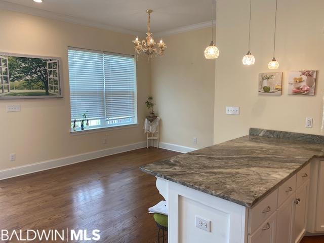 Building Photo - 205 S Tee Dr