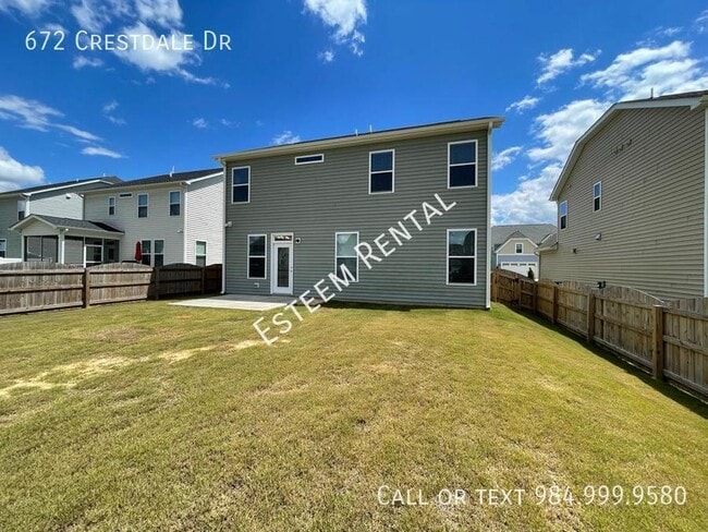 Building Photo - 672 Crestdale Dr