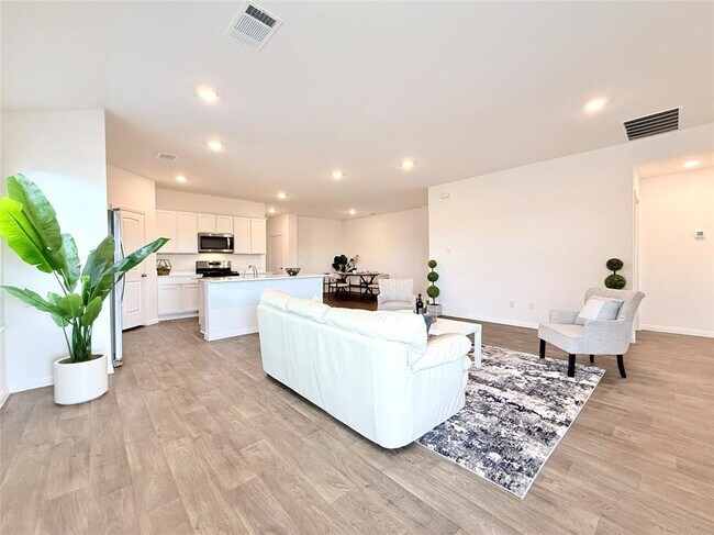 Building Photo - 598 Gladiola Lp