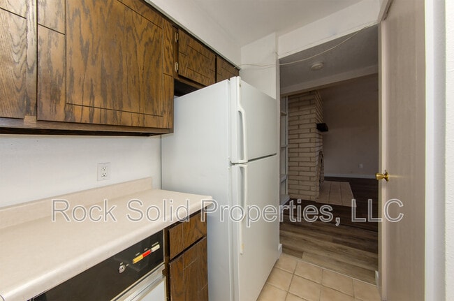 Building Photo - 3061 Reed Ave