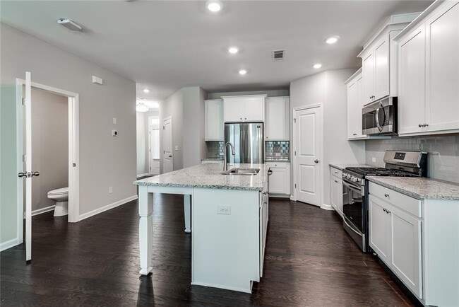 Building Photo - 554 Elm Bluff Way