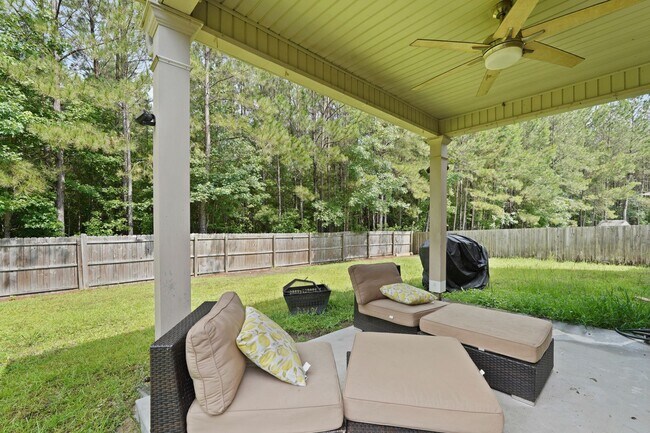 Building Photo - Spacious 4 Bedroom Home With Plenty of Space to Enjoy and Resort-style Amenities in Belmont Glen