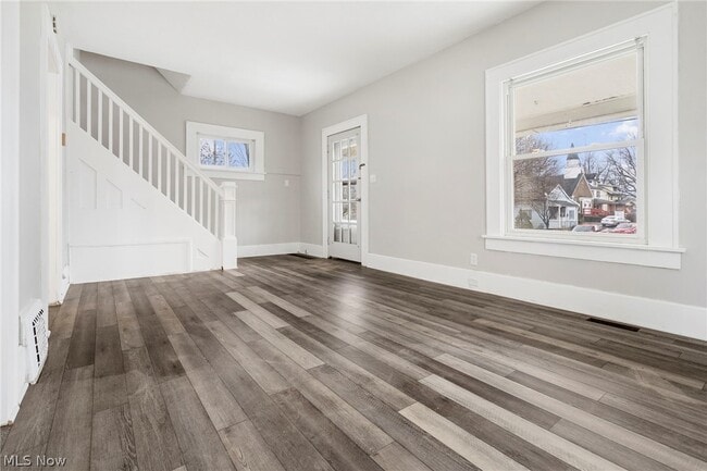 Building Photo - 3029 Seventh St SW