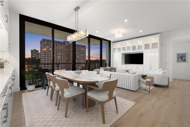 Building Photo - 2425 Peachtree Rd NE