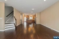 Building Photo - 70 Truman Dr