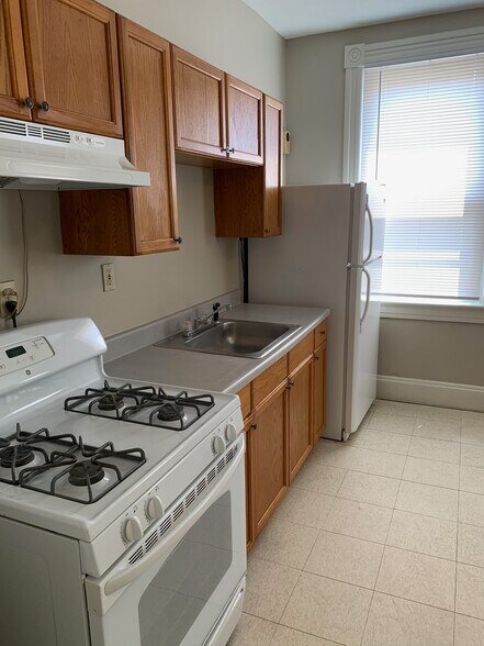 Building Photo - 2248 Flora St