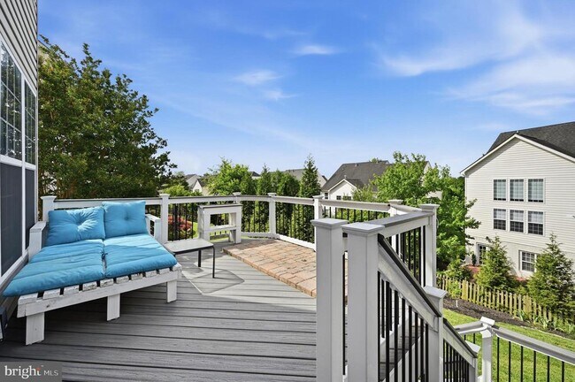 Building Photo - 753 Bonnie Ridge Dr NE