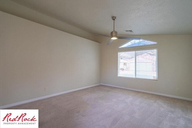 Building Photo - 3 Bedroom Home in Hurricane with Community Pool