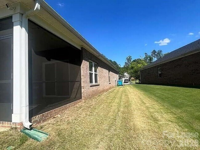 Building Photo - 3606 Walter Nelson Rd