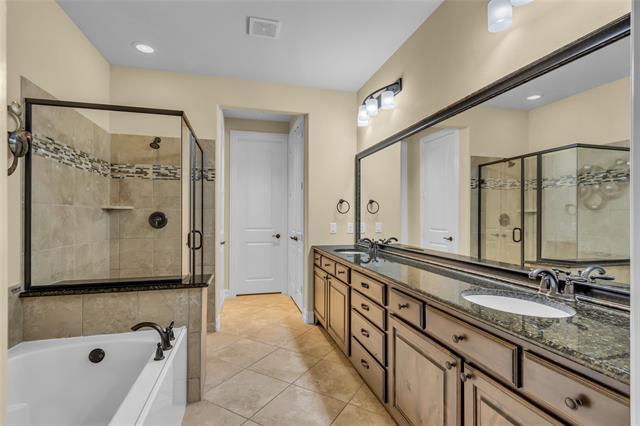 Building Photo - 4709 Bayview Dr