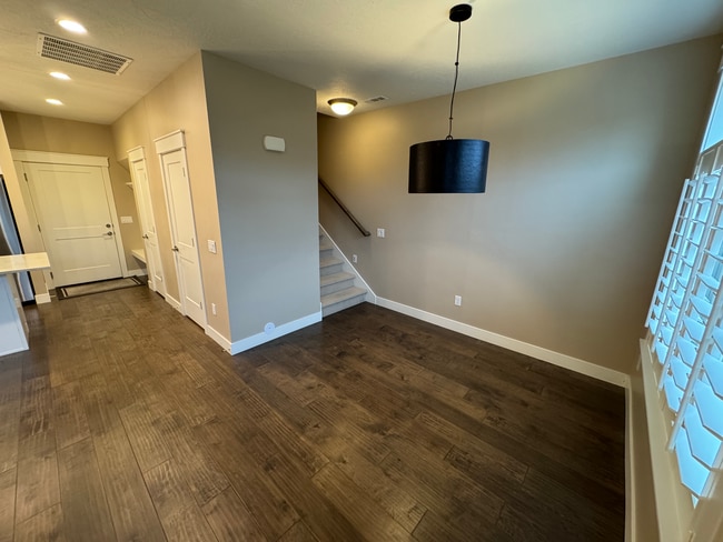 Building Photo - 10555 S Sandy Sage Way