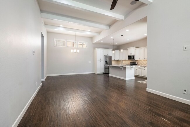 Building Photo - Gorgeous and spacious home in Gilbert, AZ!