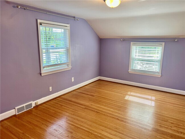Building Photo - 1161 S Winton Rd