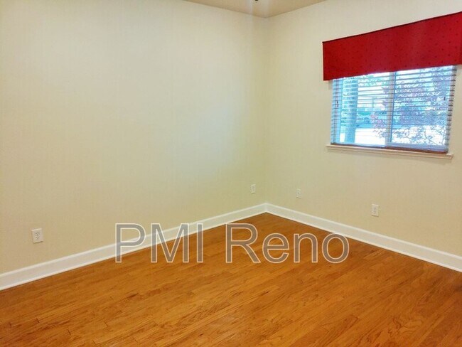 Building Photo - 1450 Idlewild Dr