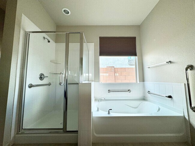 Building Photo - 3BR/2BA/2CG, 1570 sq.ft. rental built in 2022 in Sierra Vista, AZ
