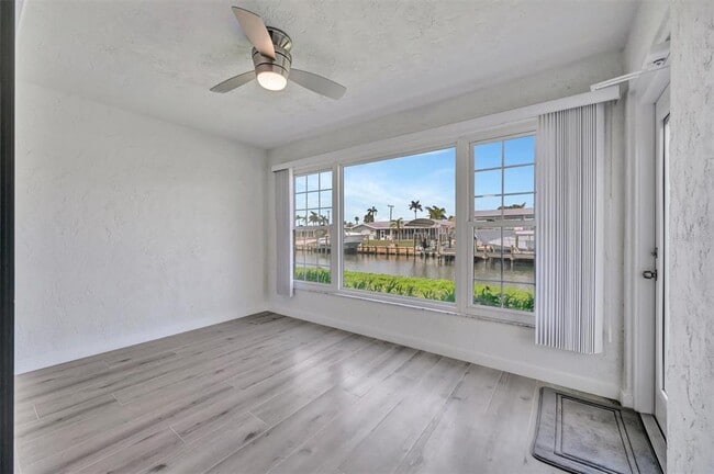 Building Photo - 9819 Hernando Ct