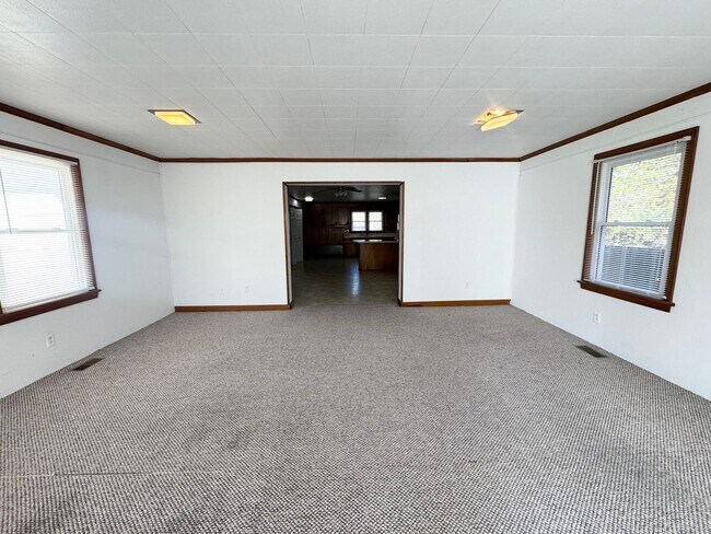 Building Photo - 108 Jennings Dr