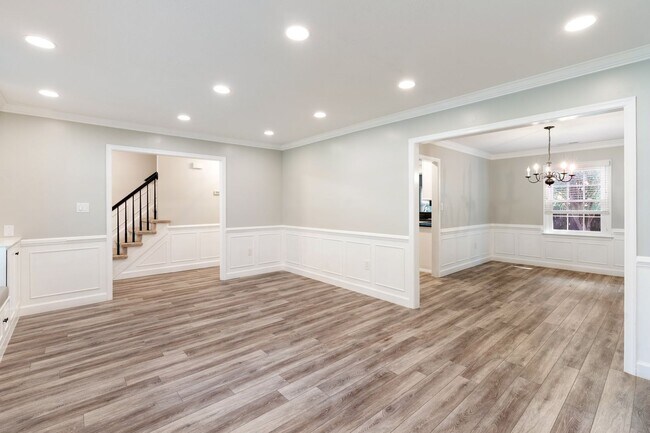 Building Photo - Charming 3 Bedroom, 2.5 Bath Home in Coventry