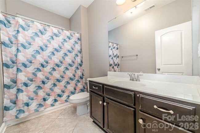 Building Photo - 3004 Fallondale Rd