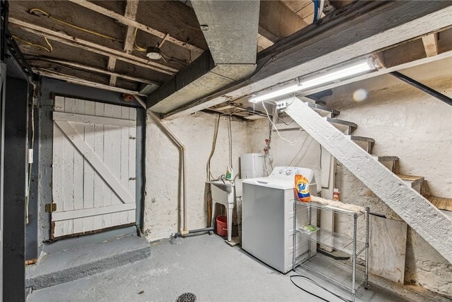 Building Photo - 4106 Garden Way