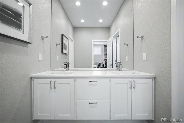 Building Photo - 9761 Taylor River Cir