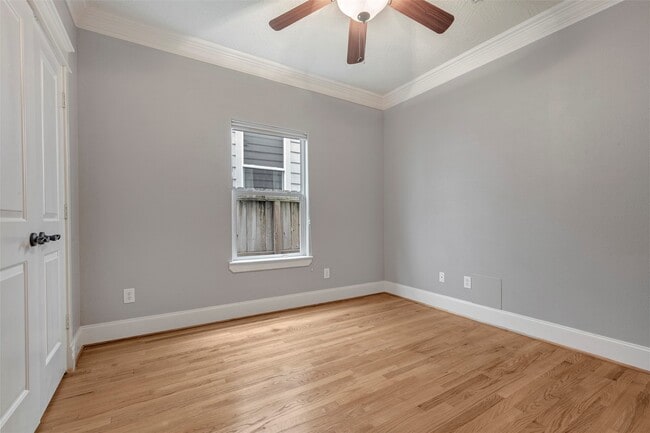 Building Photo - 1309 Nashua St