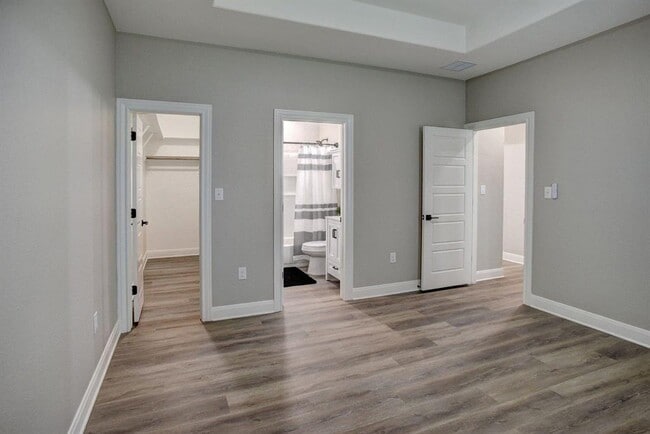 Building Photo - 121 S Kanaio Dr