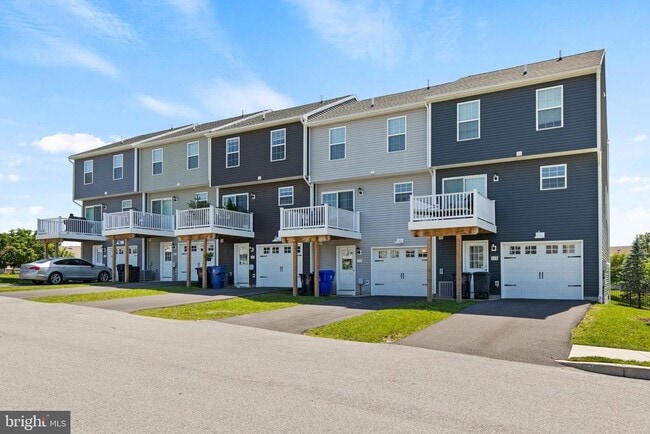 Building Photo - 50 Sprint Dr