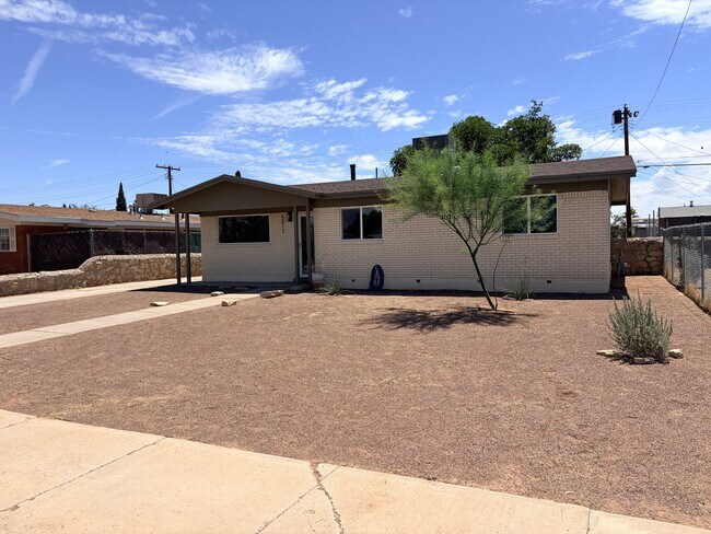 Building Photo - 5012 Joe Herrera Dr