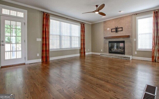 Building Photo - 50 Peninsula Cir