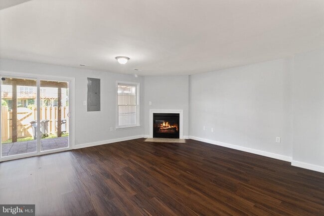 Building Photo - 14090 Kramer Pl