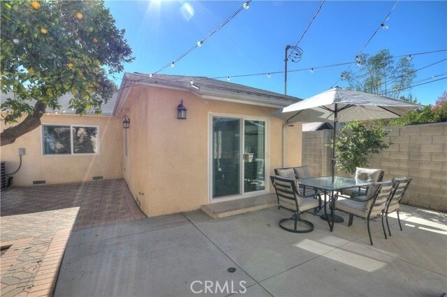 Building Photo - 1367 E Windsor Rd