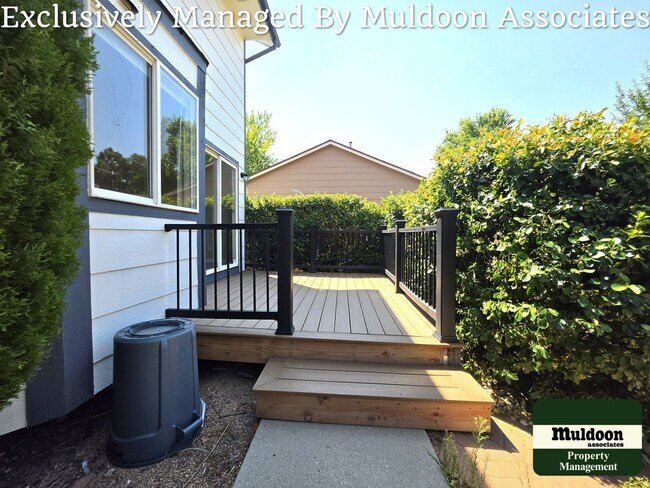 Building Photo - 5920 Kittery Dr