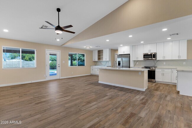 Building Photo - 18408 N 46th Dr