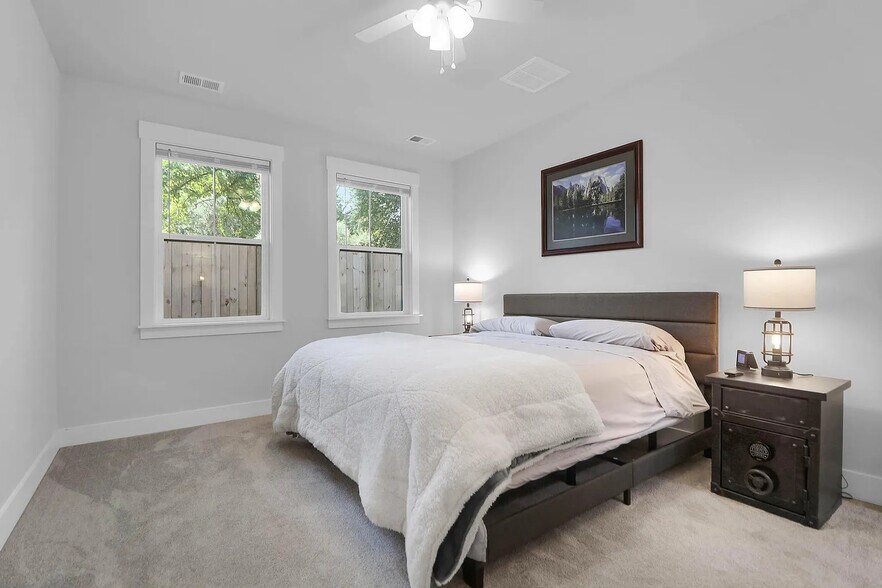 Spacious Master Bedroom - 2755 Tyler St