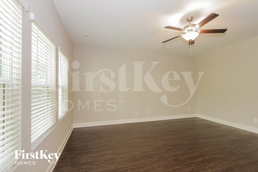 Building Photo - 9545 Blue Knoll Ct